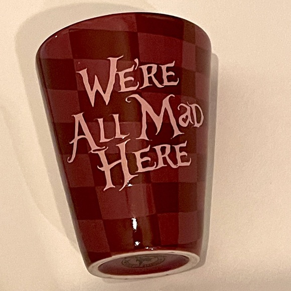 Disney set of Alice in Wonderland Shot Glass and Tinkerbell shot glass - Picture 7 of 8